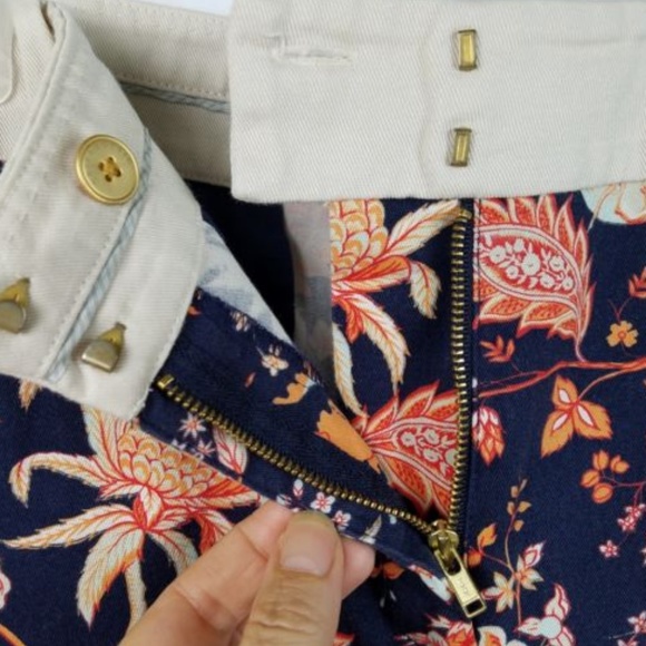 Leifsdottir Maypop Floral Bird Print Shorts - Picture 4 of 6